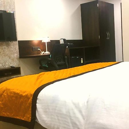 Hotel Aksh Inn Divisione di Divisione di Jaipur Esterno foto